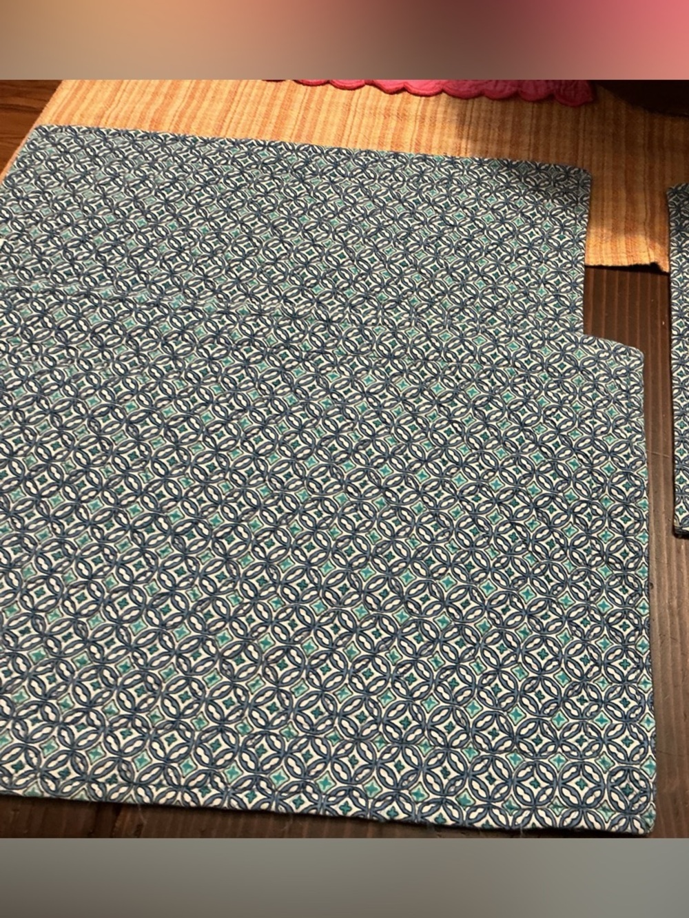 Vera Bradley Quilted Set of Reversible Placemats - Picture 15 of 16